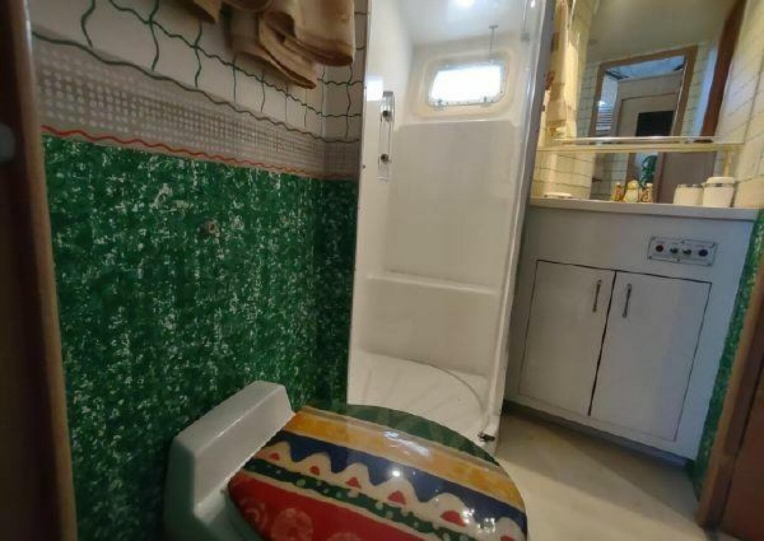 1996 Hatteras 50 Sport Deck — photo 61