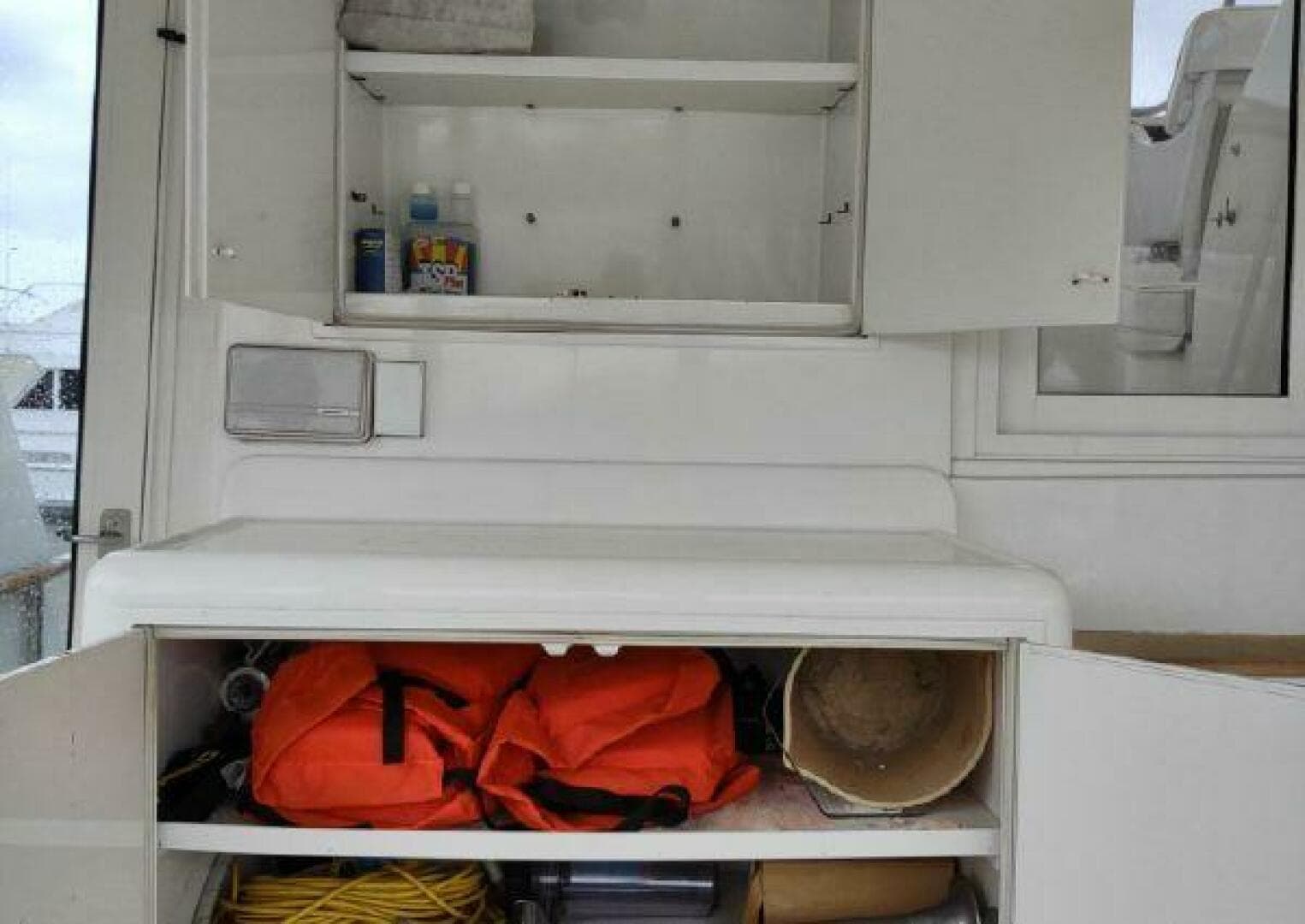 1996 Hatteras 50 Sport Deck — photo 88