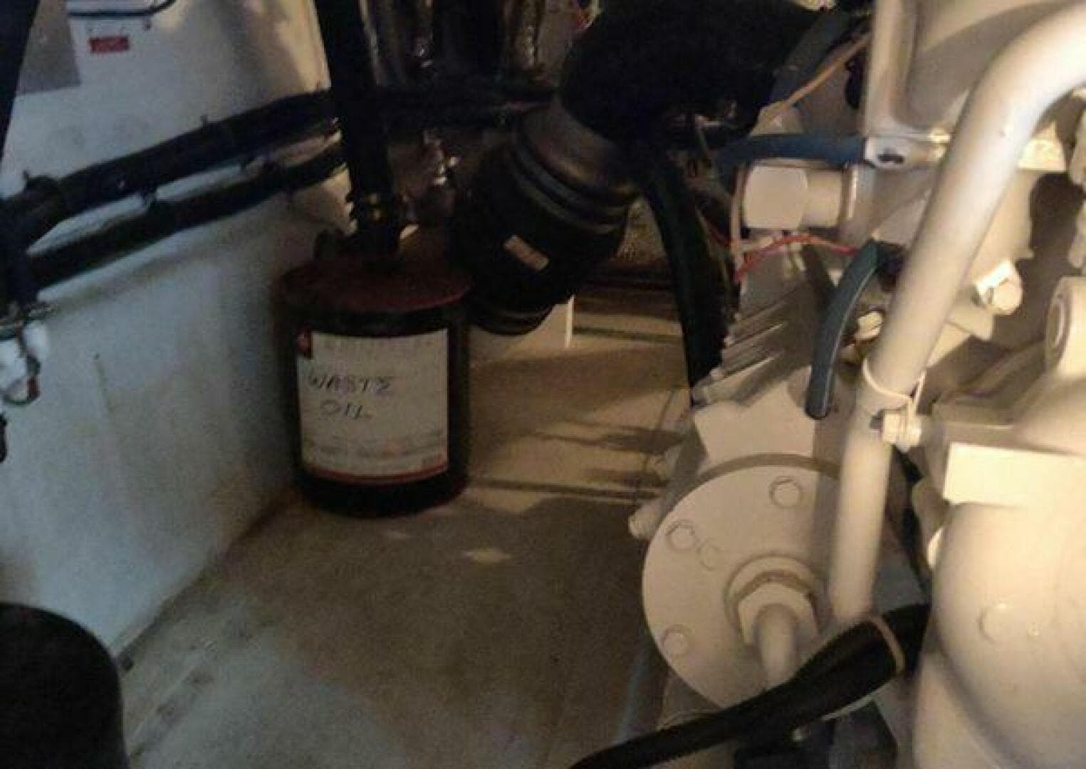 1996 Hatteras 50 Sport Deck — photo 107