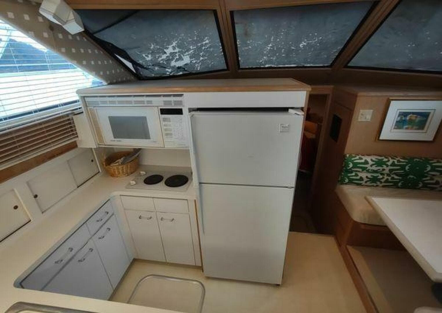 1996 Hatteras 50 Sport Deck — photo 42