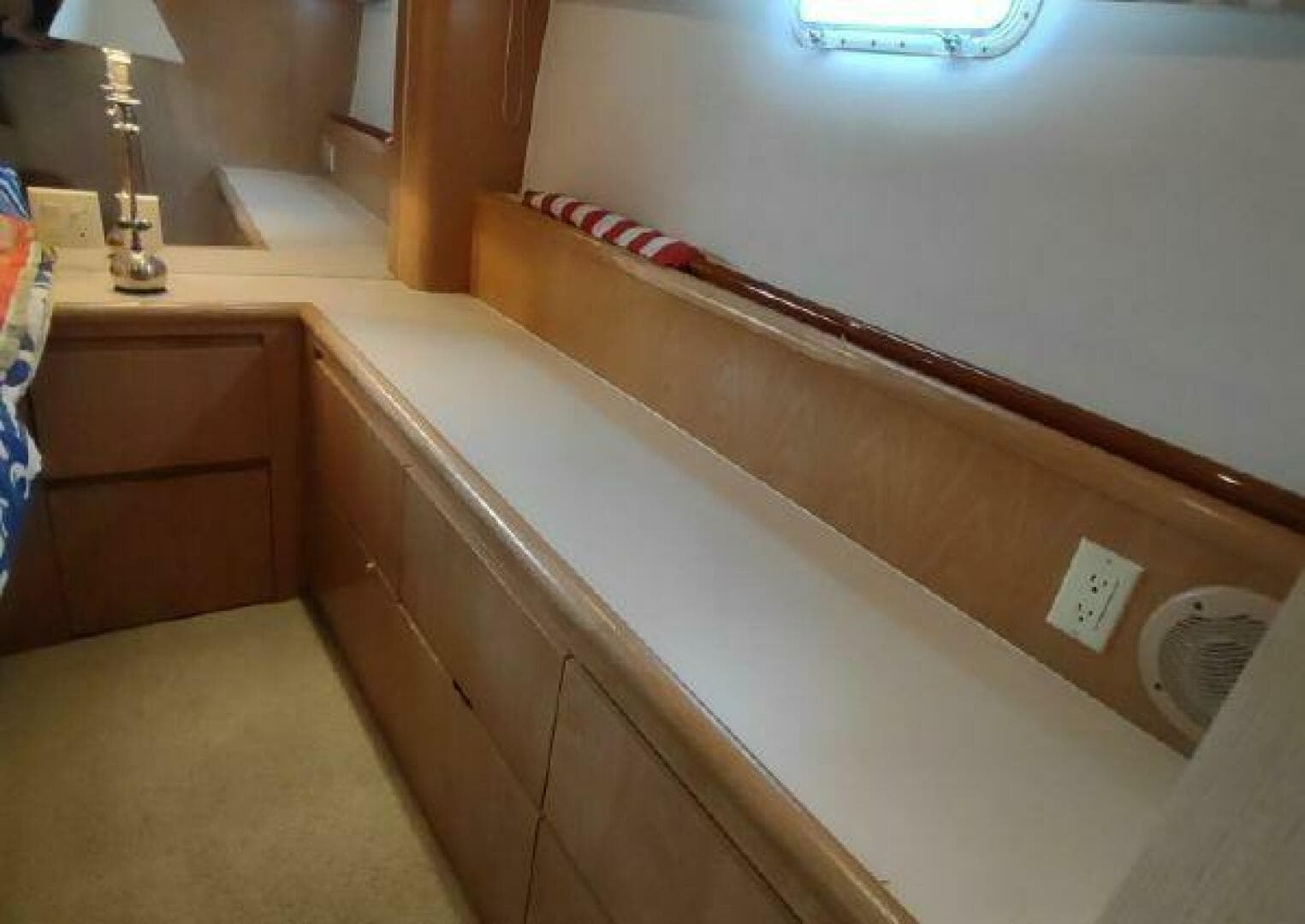 1996 Hatteras 50 Sport Deck — photo 66