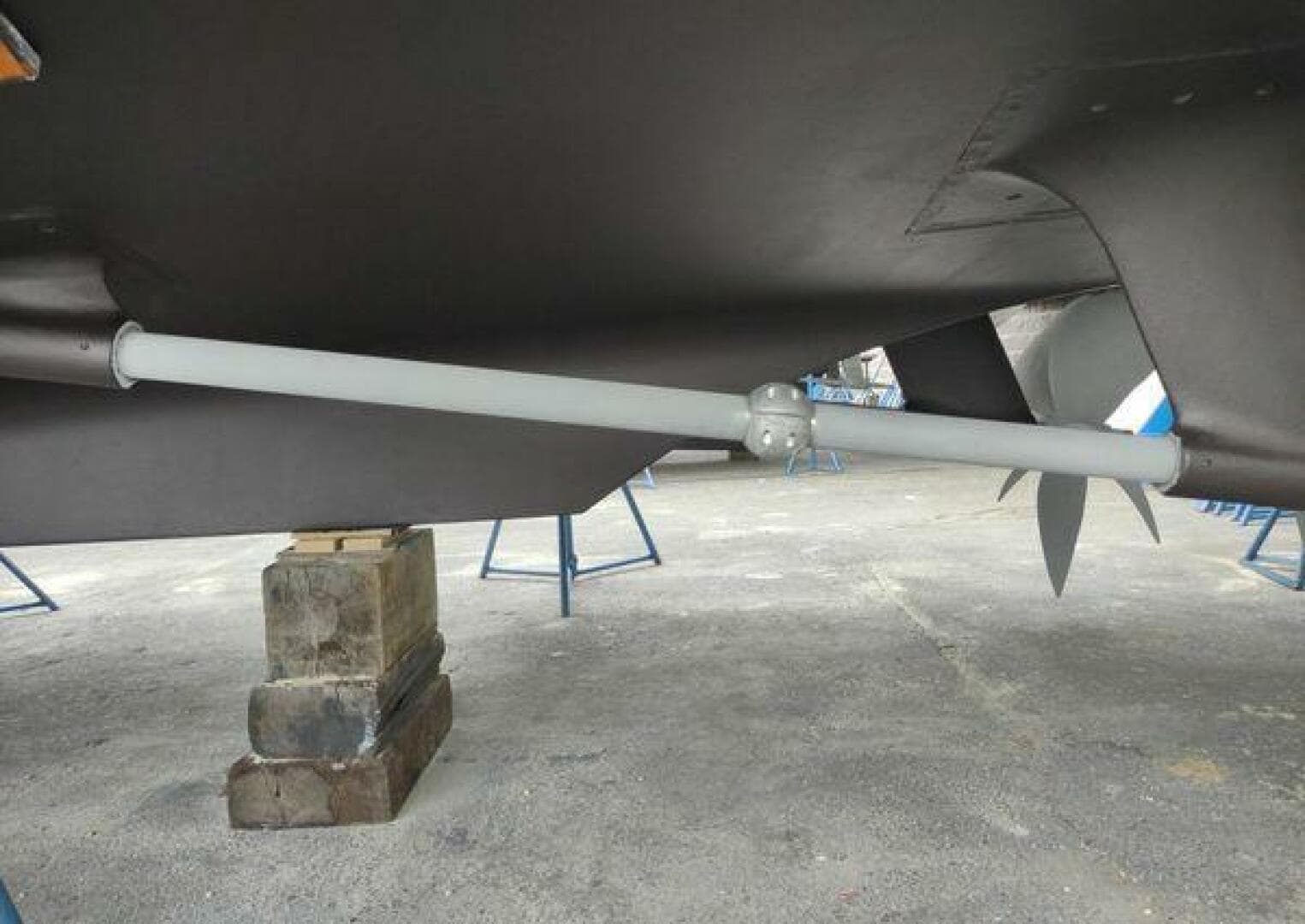 1996 Hatteras 50 Sport Deck — photo 13