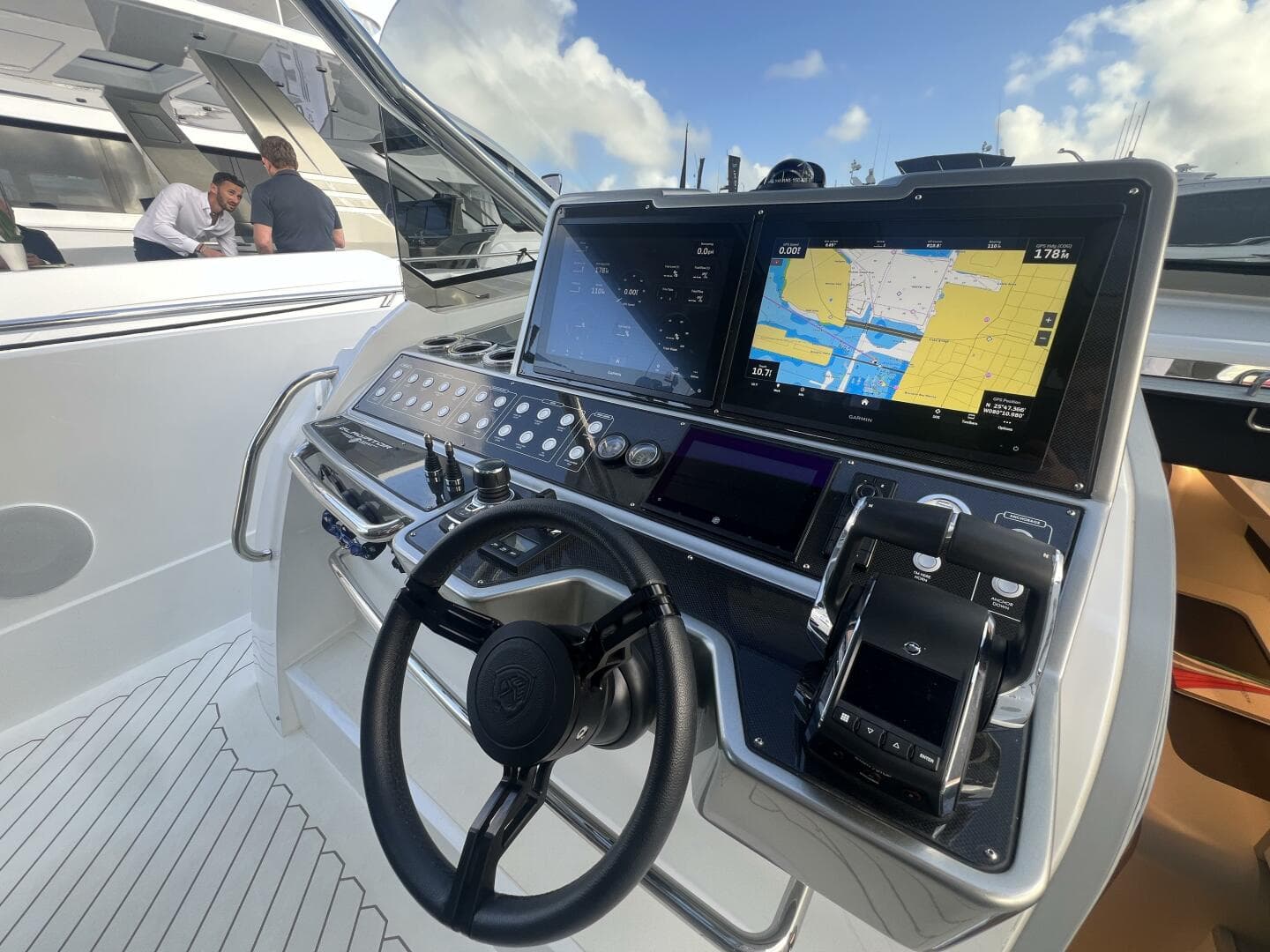 2024 Canados Gladiator 493 — photo 14