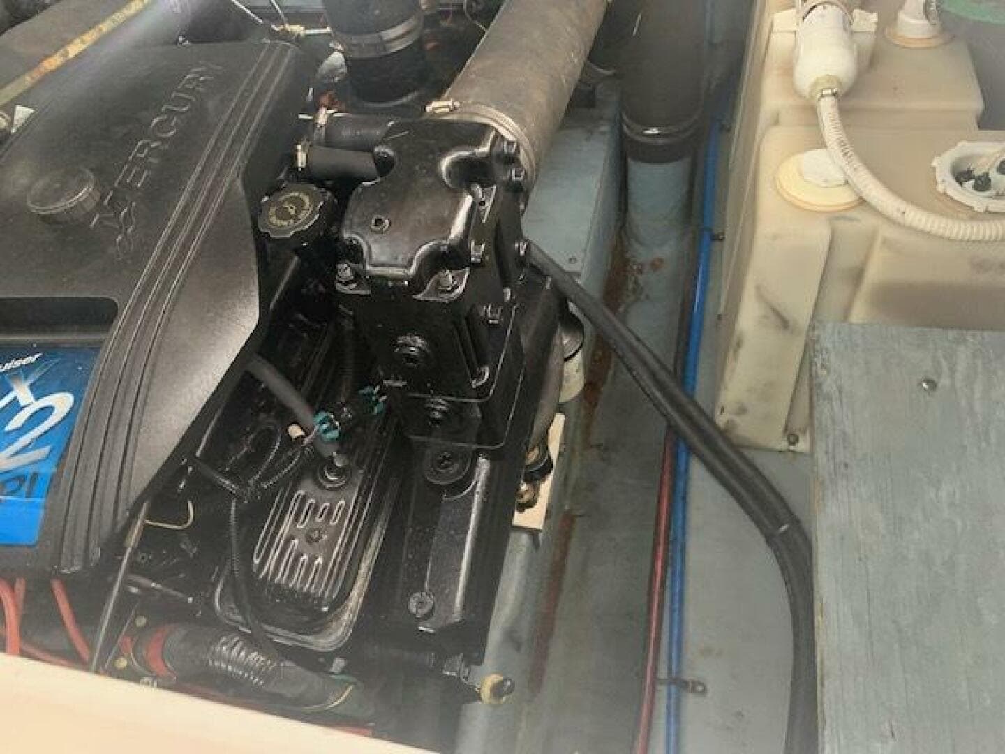 2001 Sea Ray 340 Sundancer — photo 35