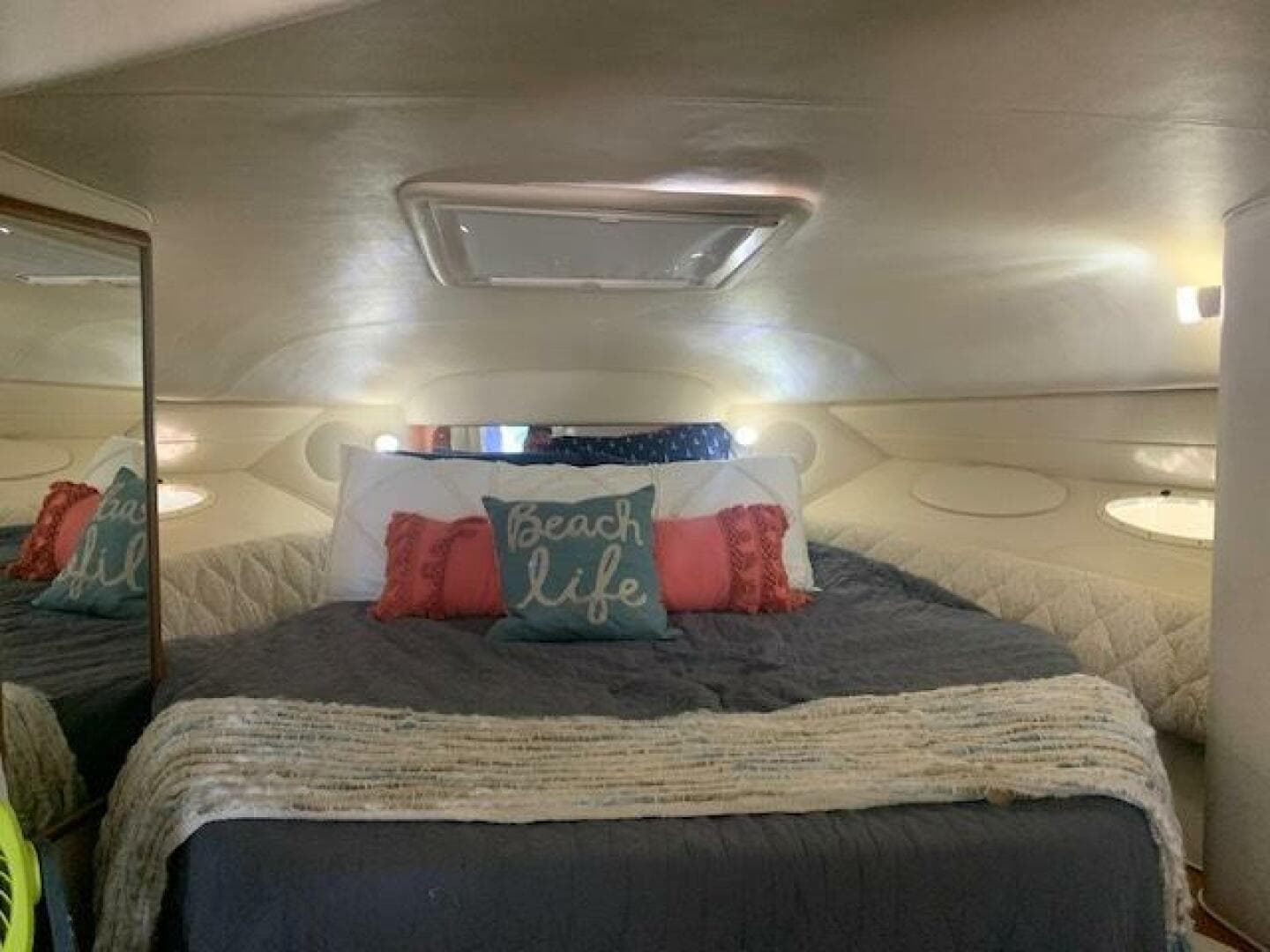 2001 Sea Ray 340 Sundancer — photo 14