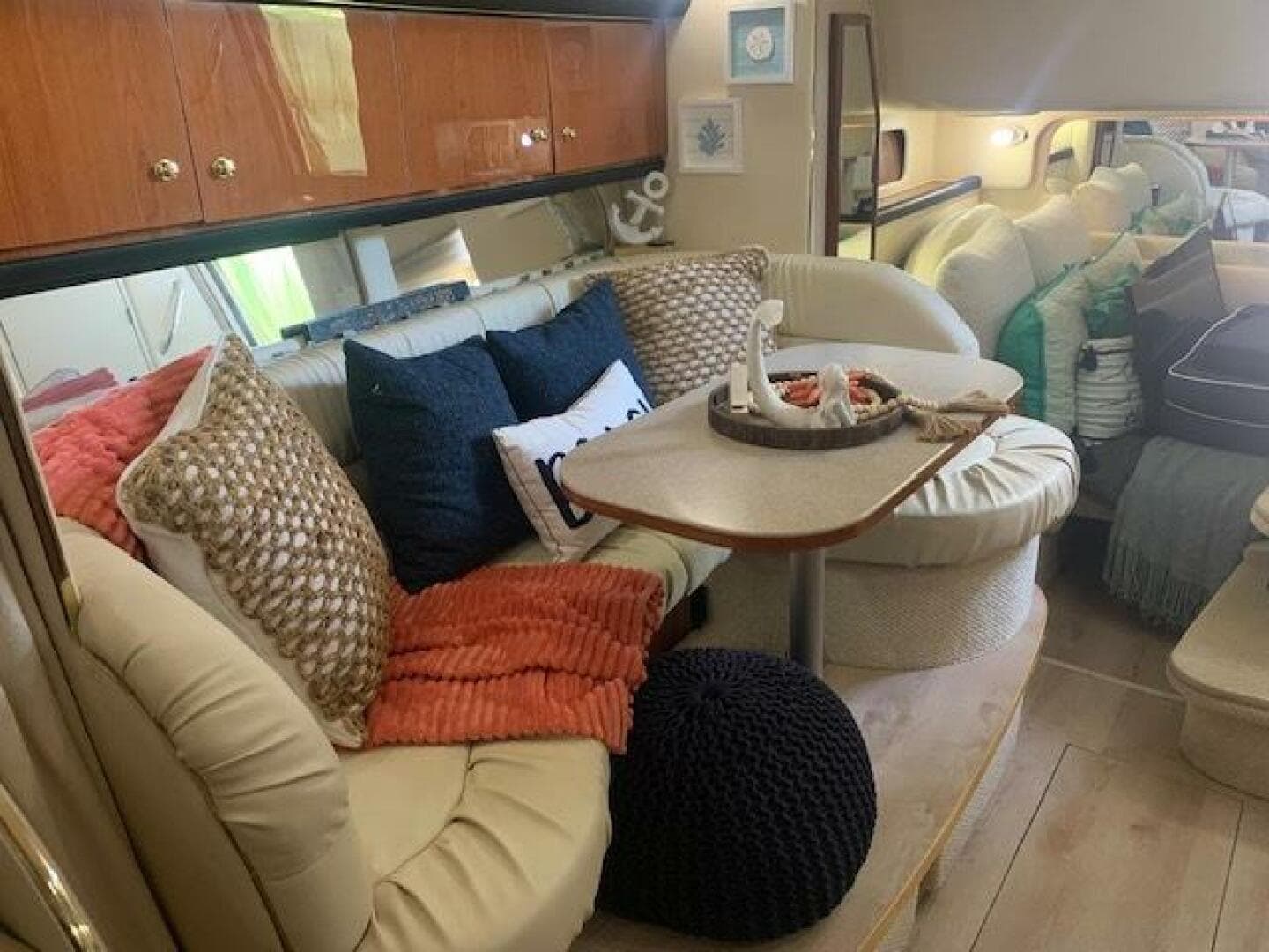 2001 Sea Ray 340 Sundancer — photo 19