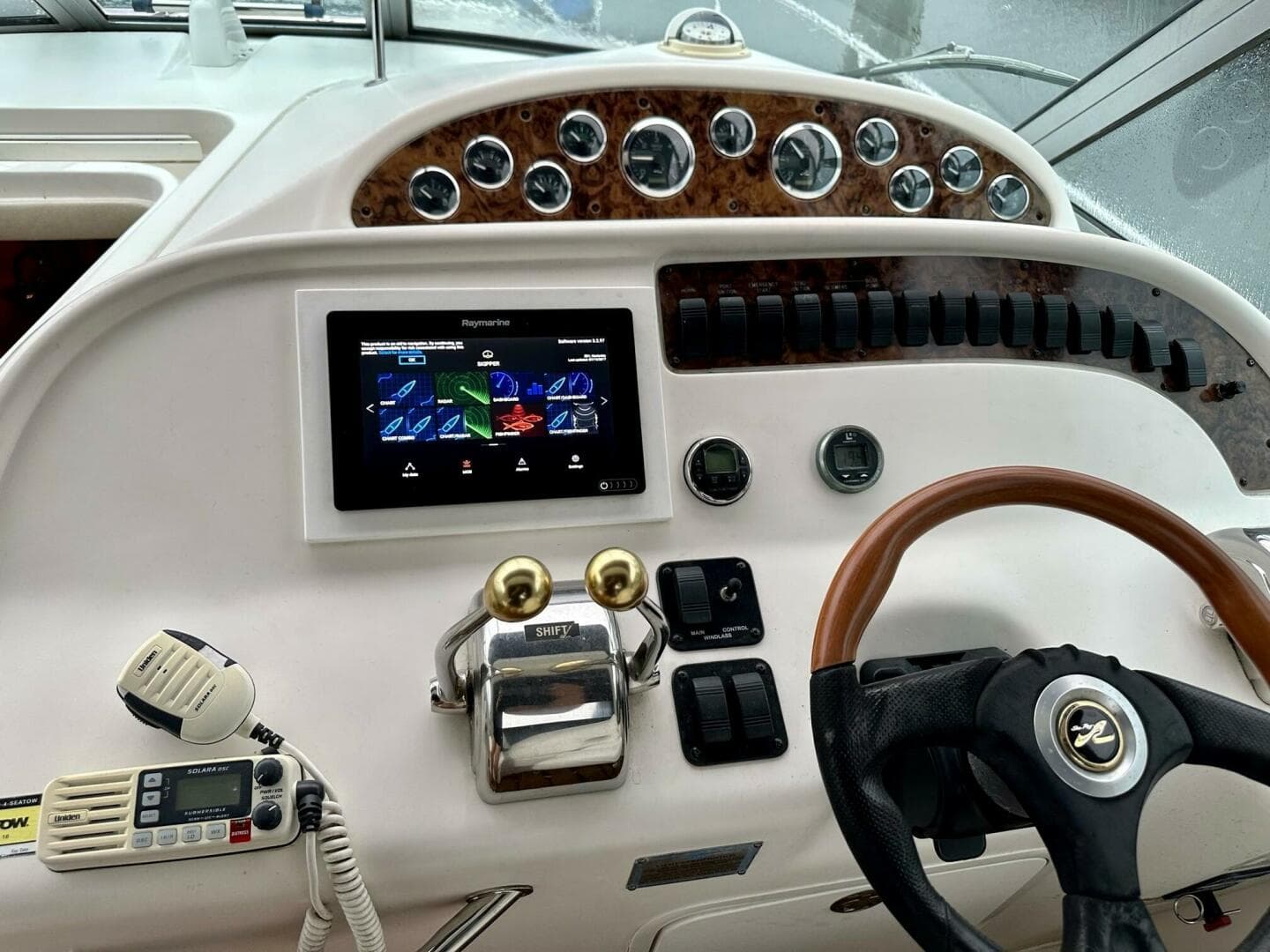 2002 Sea Ray Sundancer — photo 10