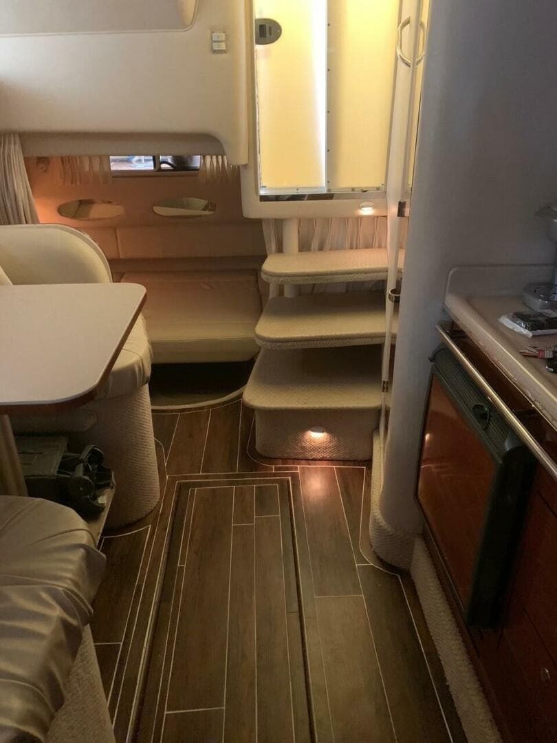 2002 Sea Ray Sundancer — photo 8
