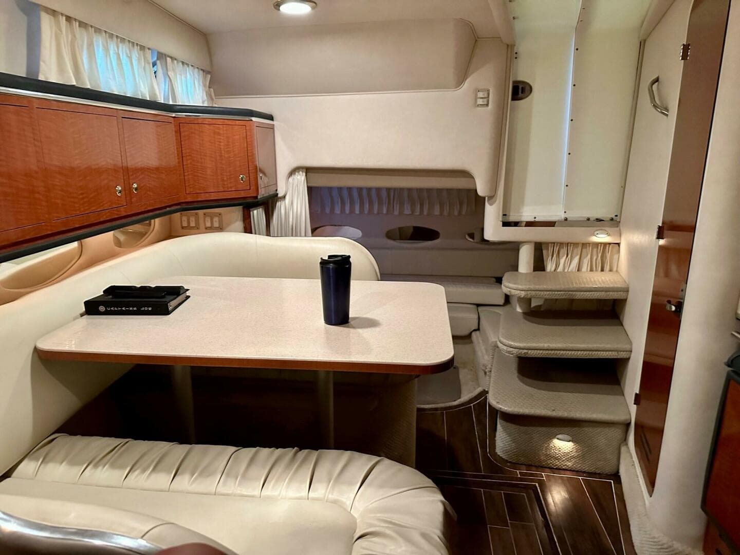 2002 Sea Ray Sundancer — photo 14