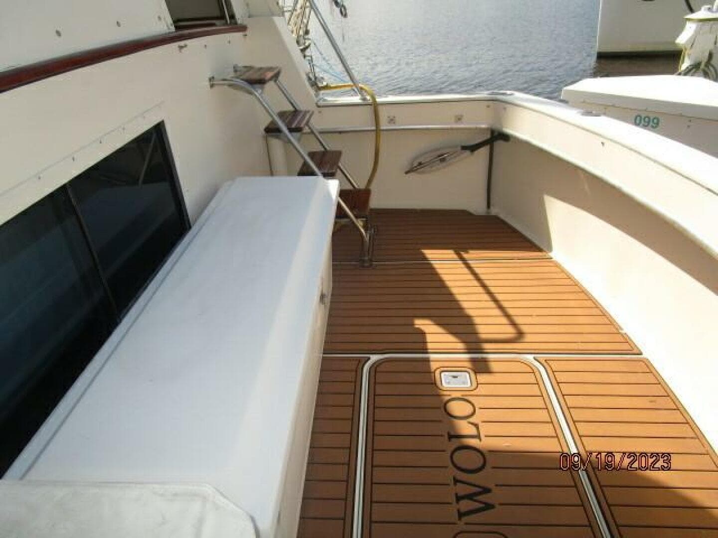 1986 Hatteras 63 Cpmy — photo 28