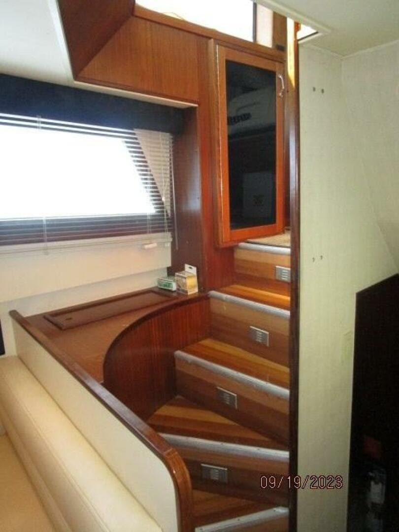 1986 Hatteras 63 Cpmy — photo 50