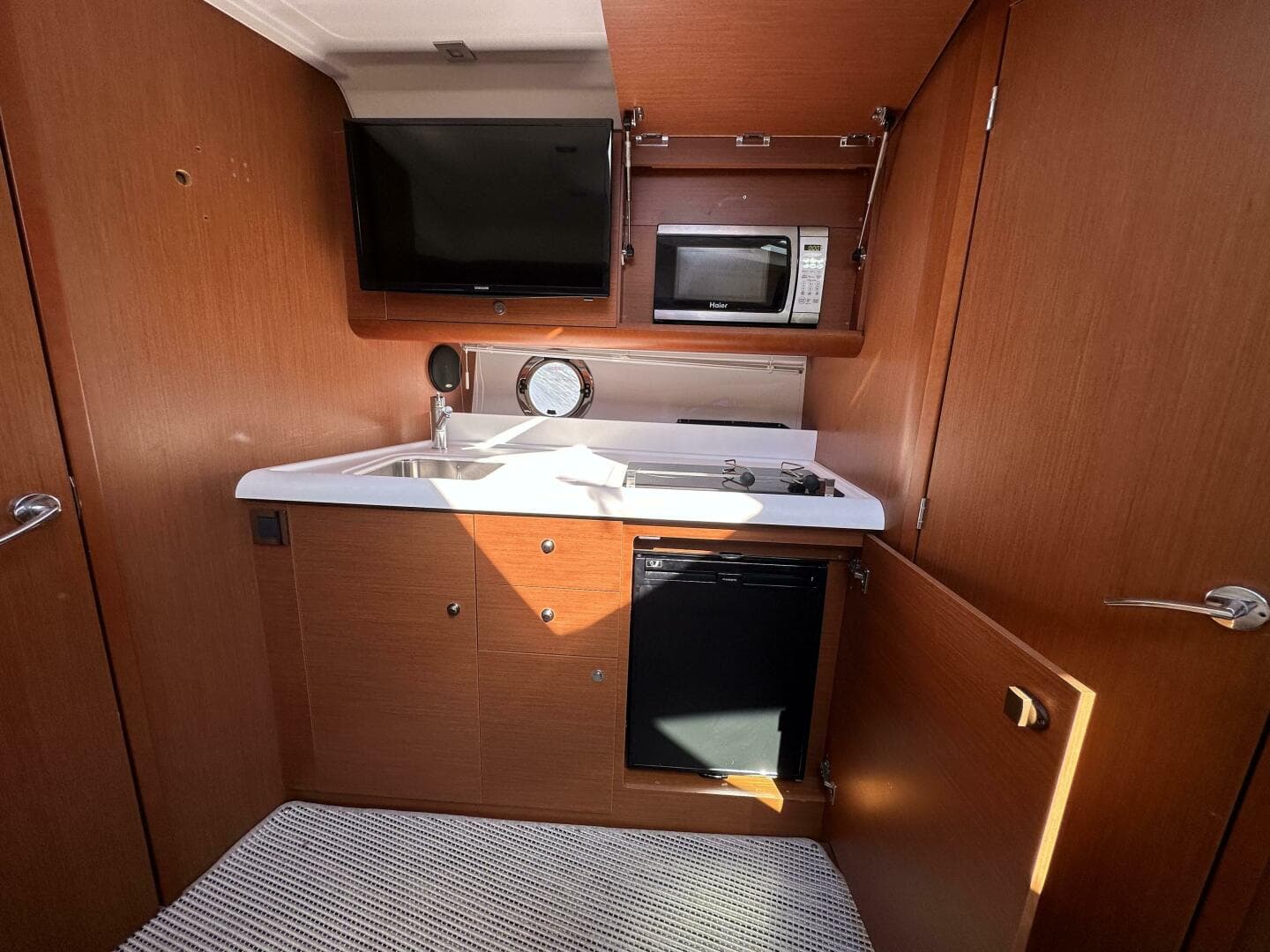 2013 Beneteau Gran Turismo — photo 20