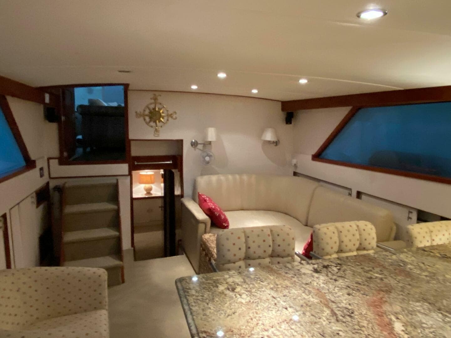 1973 Chris-Craft 47 Commander Flush Deck — photo 5