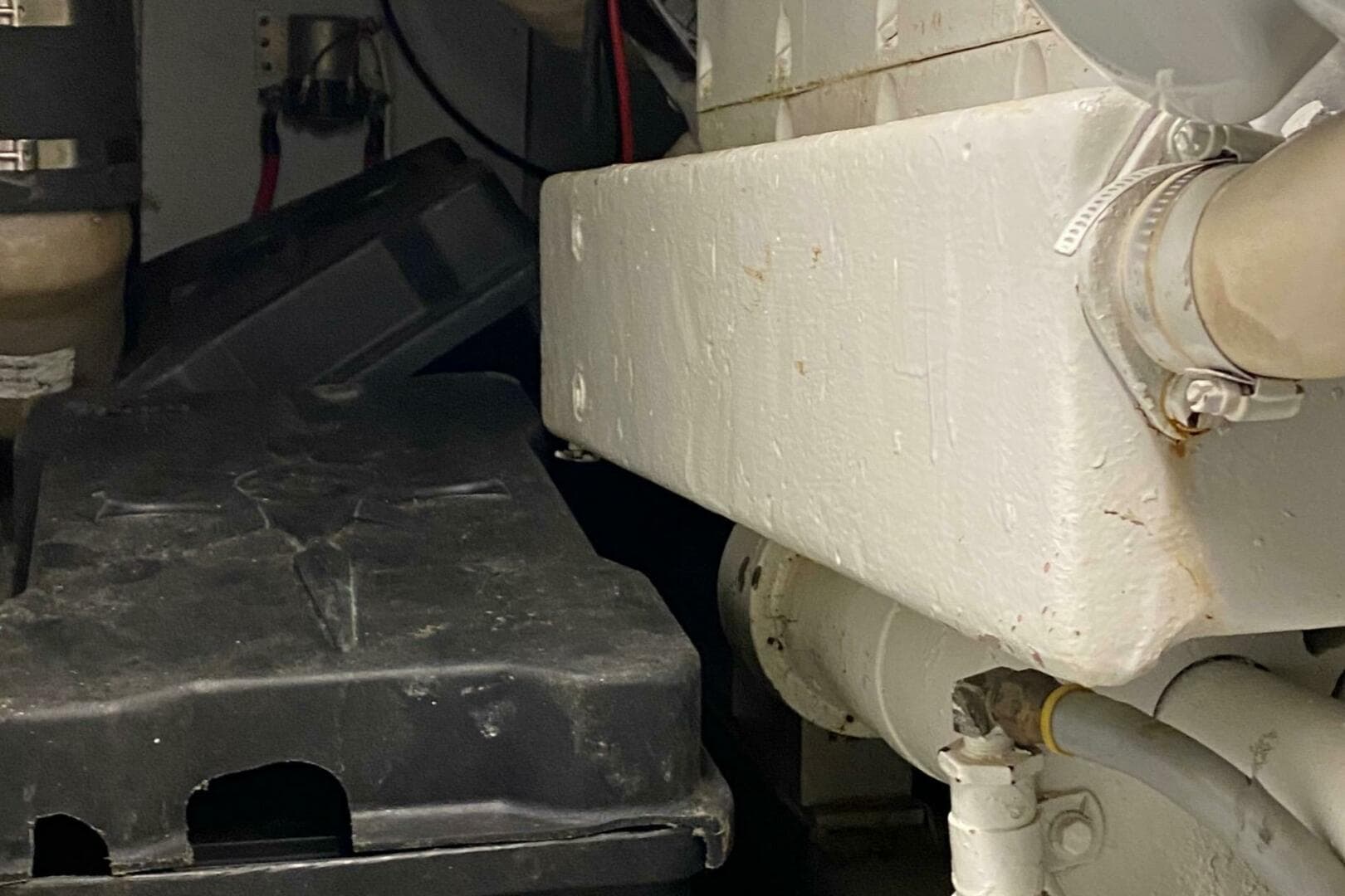 1973 Chris-Craft 47 Commander Flush Deck — photo 132