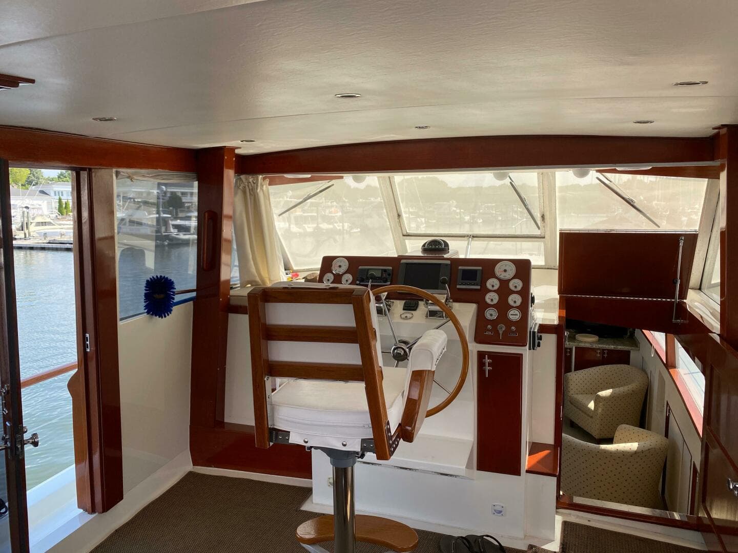 1973 Chris-Craft 47 Commander Flush Deck — photo 193