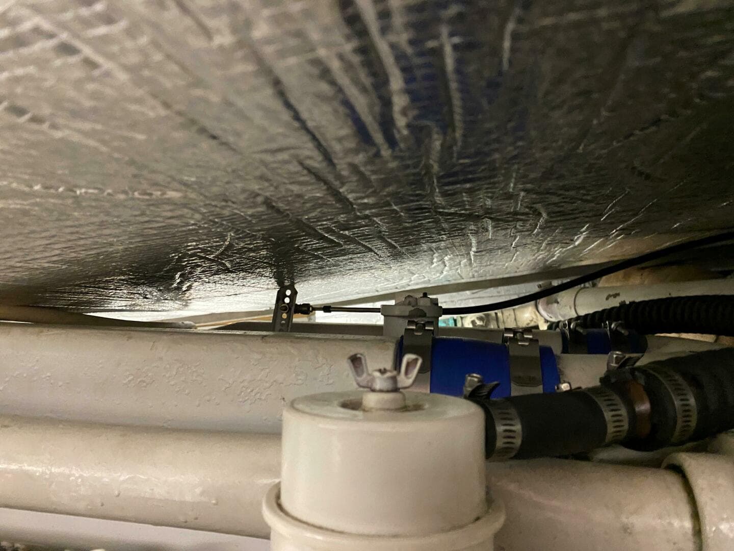 1973 Chris-Craft 47 Commander Flush Deck — photo 49