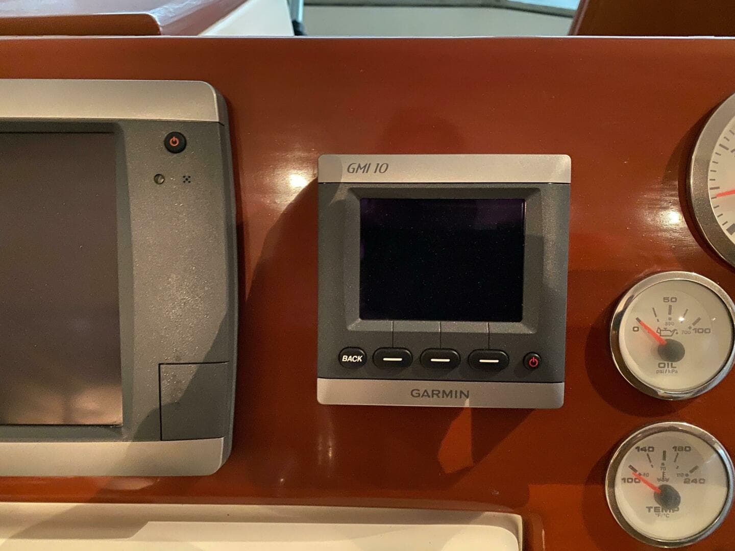 1973 Chris-Craft 47 Commander Flush Deck — photo 29