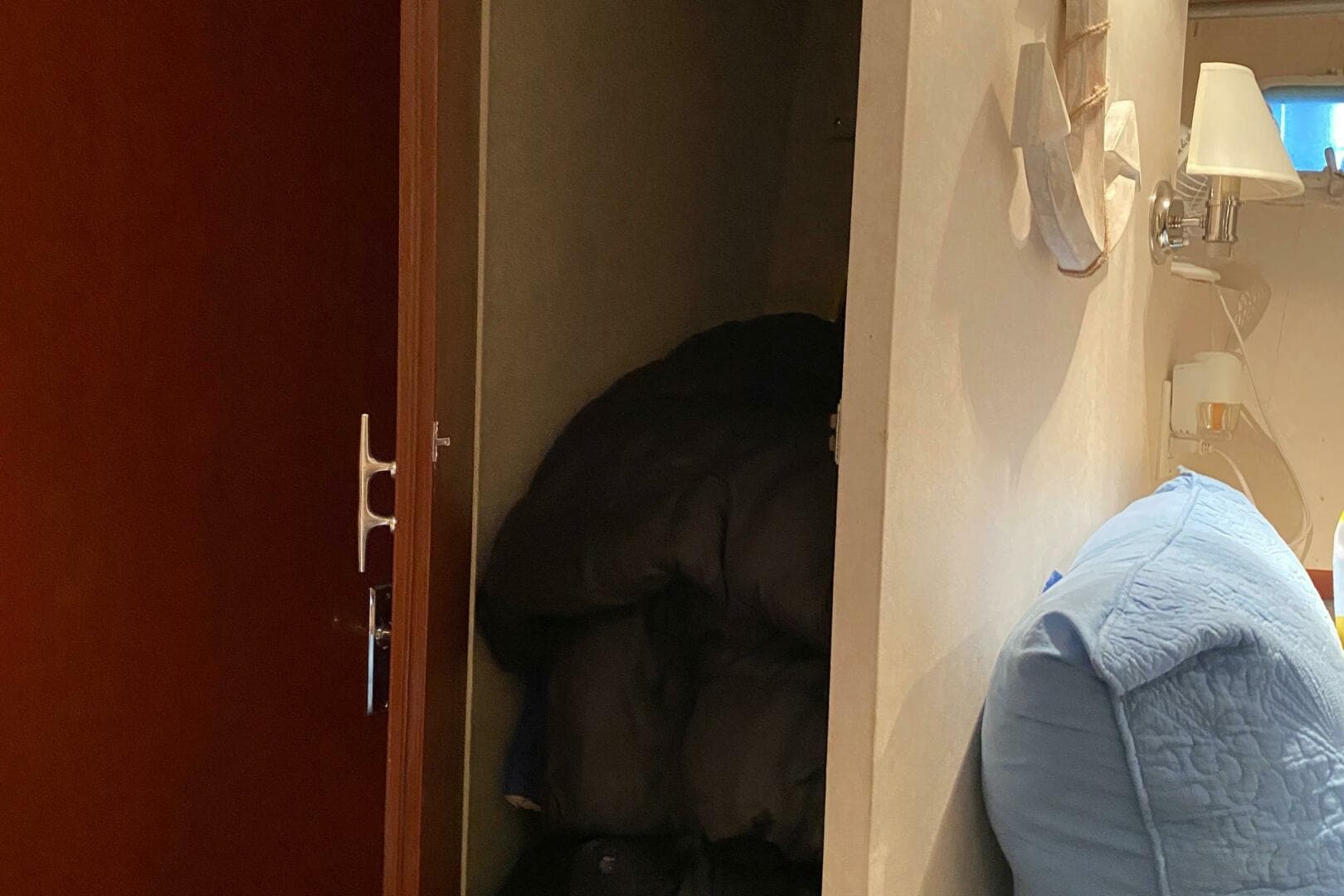 1973 Chris-Craft 47 Commander Flush Deck — photo 60