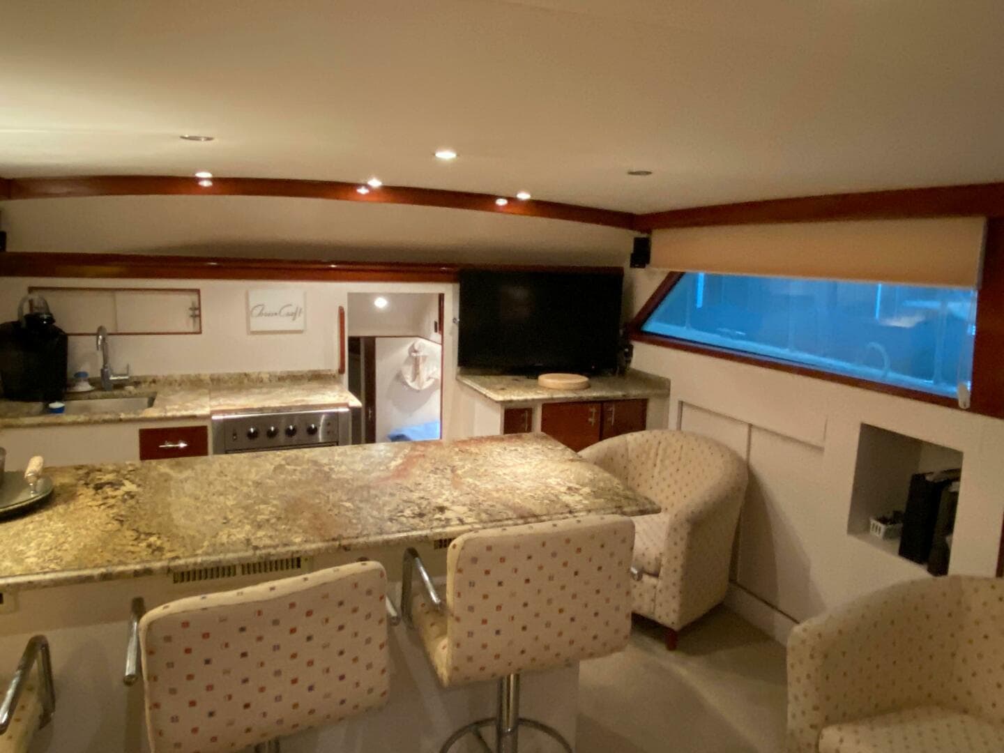 1973 Chris-Craft 47 Commander Flush Deck — photo 7