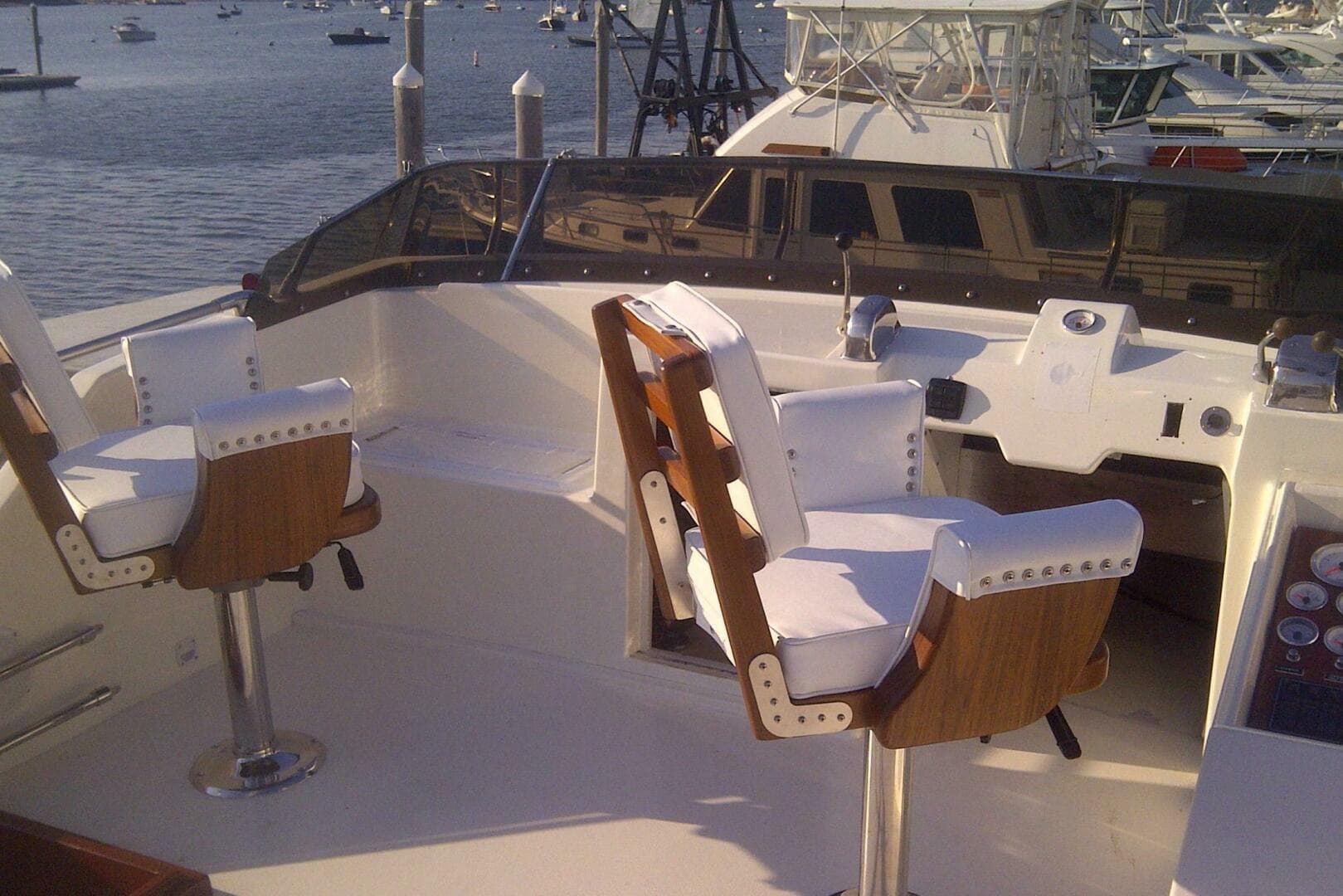 1973 Chris-Craft 47 Commander Flush Deck — photo 151