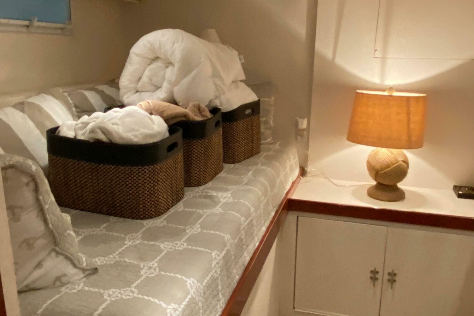 1973 Chris-Craft 47 Commander Flush Deck — photo 88