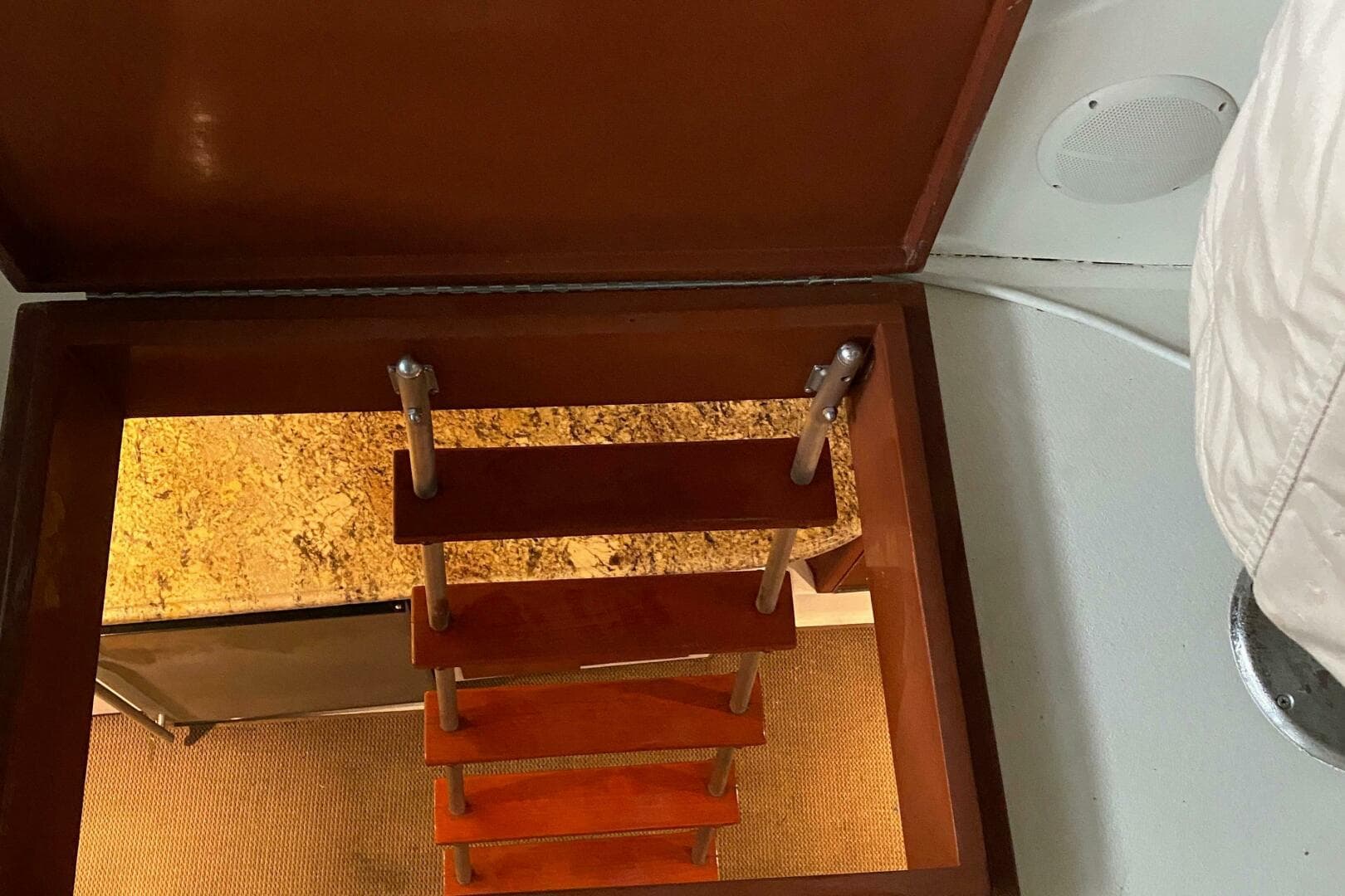 1973 Chris-Craft 47 Commander Flush Deck — photo 107