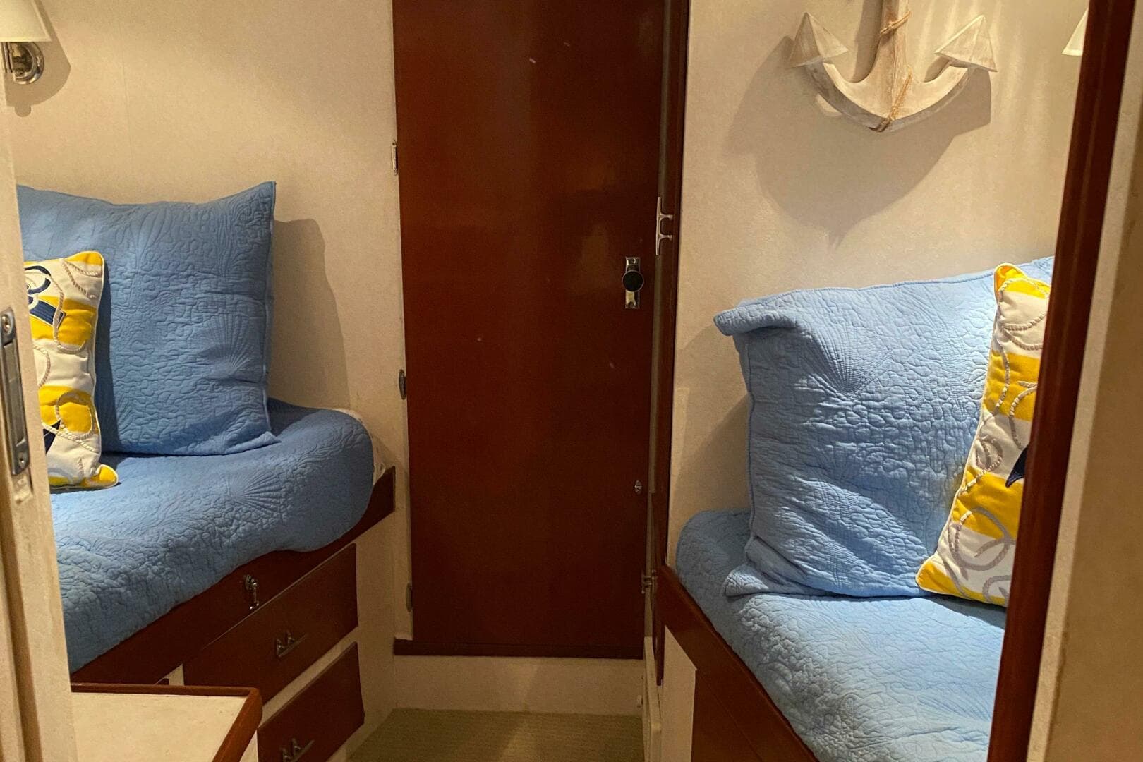 1973 Chris-Craft 47 Commander Flush Deck — photo 58