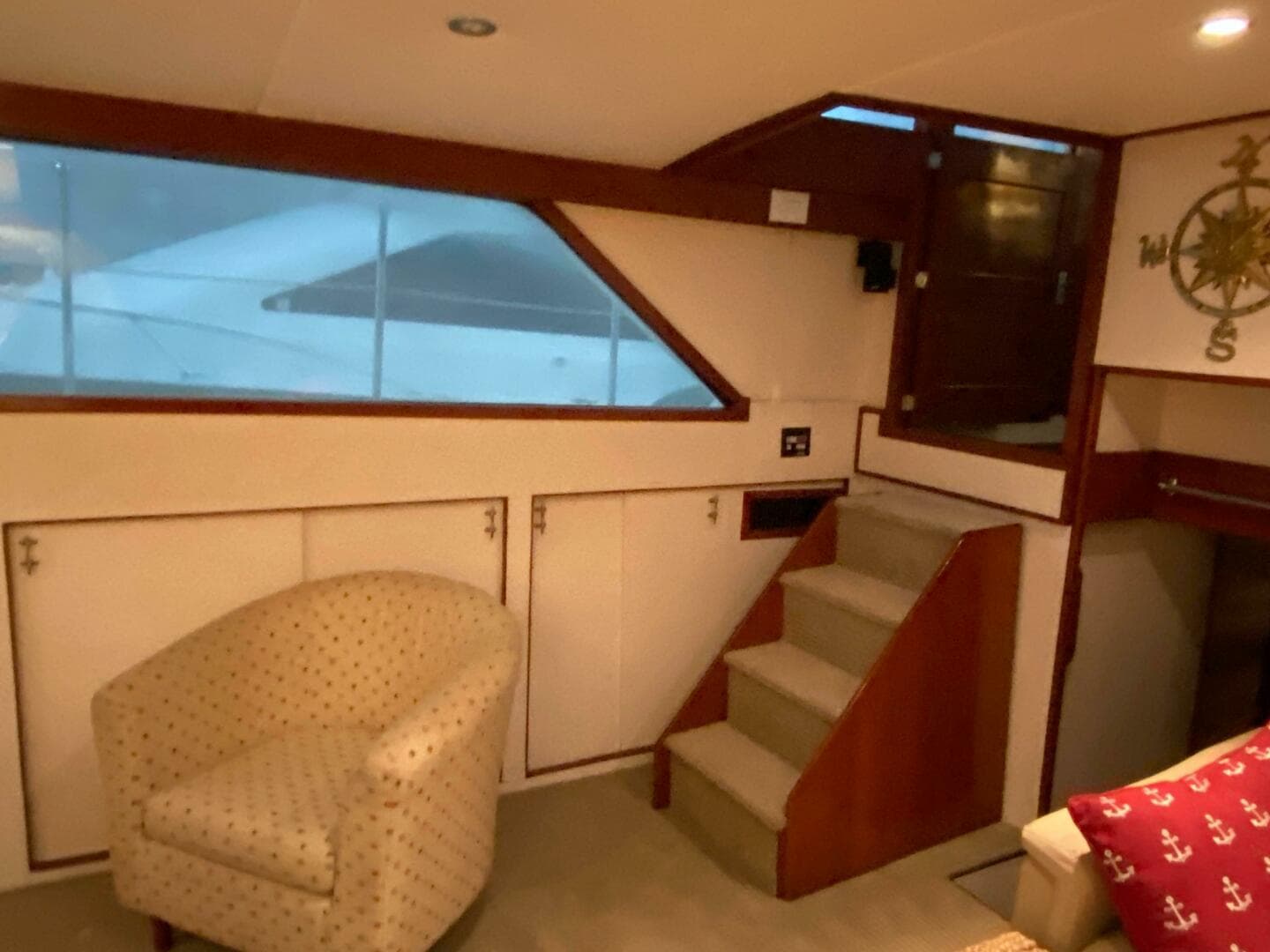 1973 Chris-Craft 47 Commander Flush Deck — photo 8