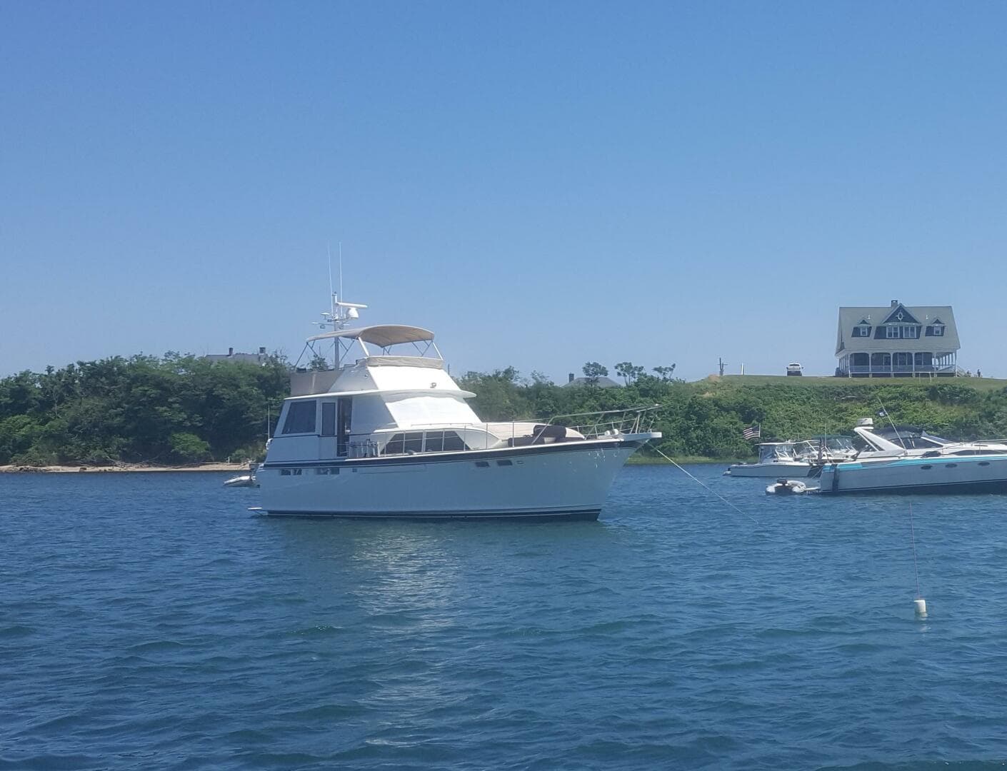 1973 Chris-Craft 47 Commander Flush Deck — photo 1