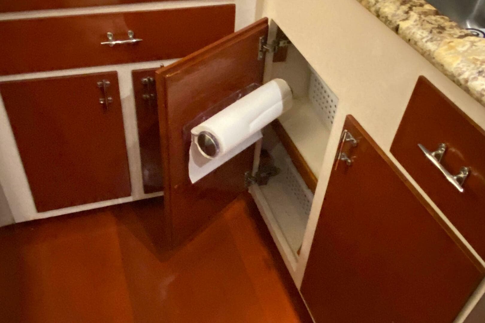 1973 Chris-Craft 47 Commander Flush Deck — photo 74