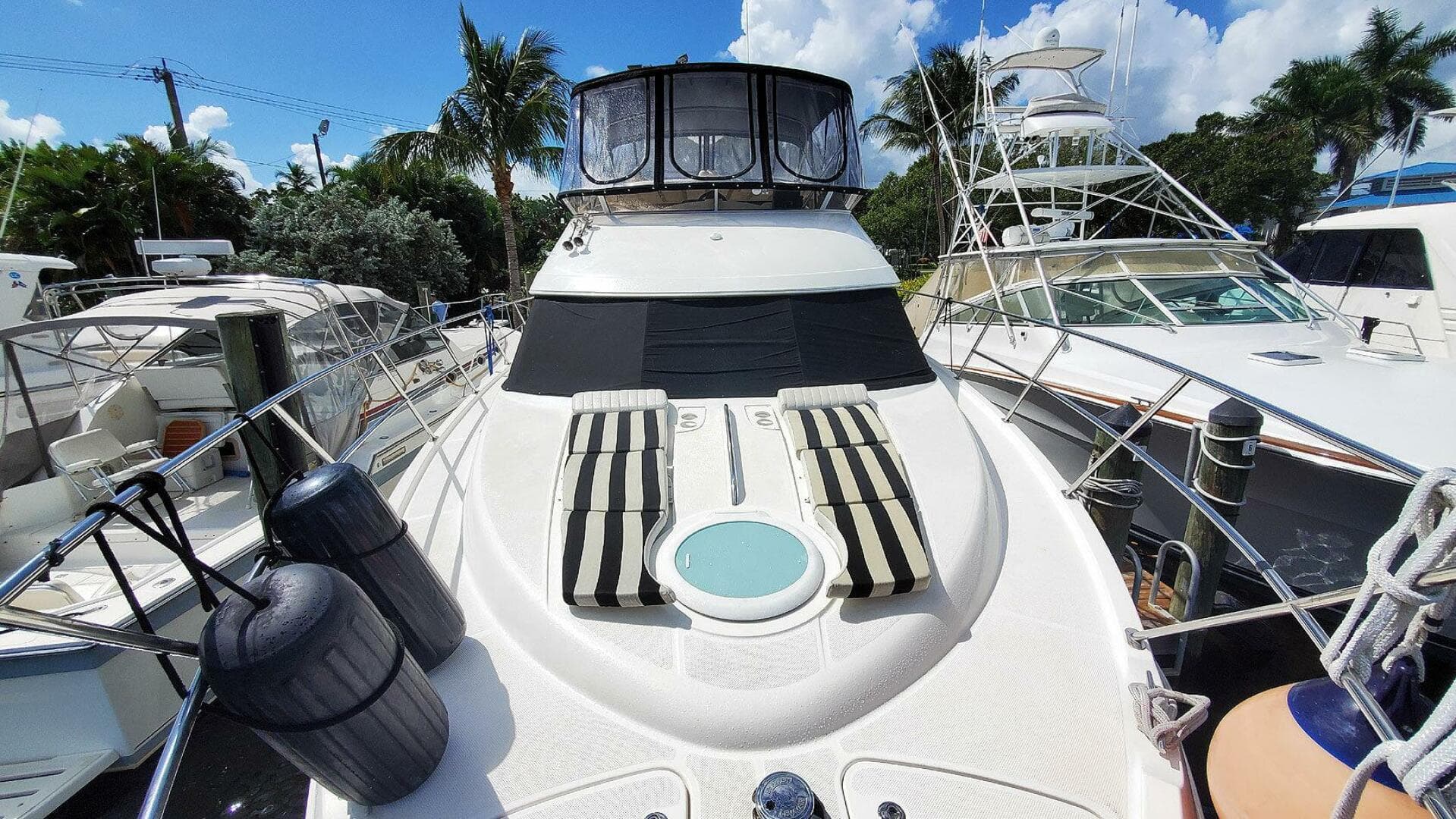 2004 Meridian 408 — photo 64