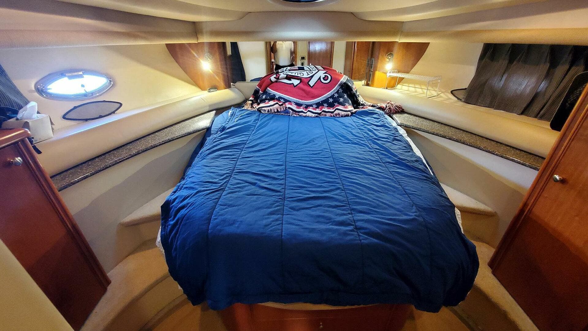 2004 Meridian 408 — photo 17