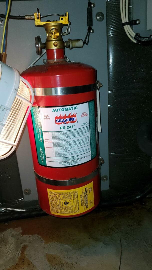 2004 Meridian 408 — photo 44