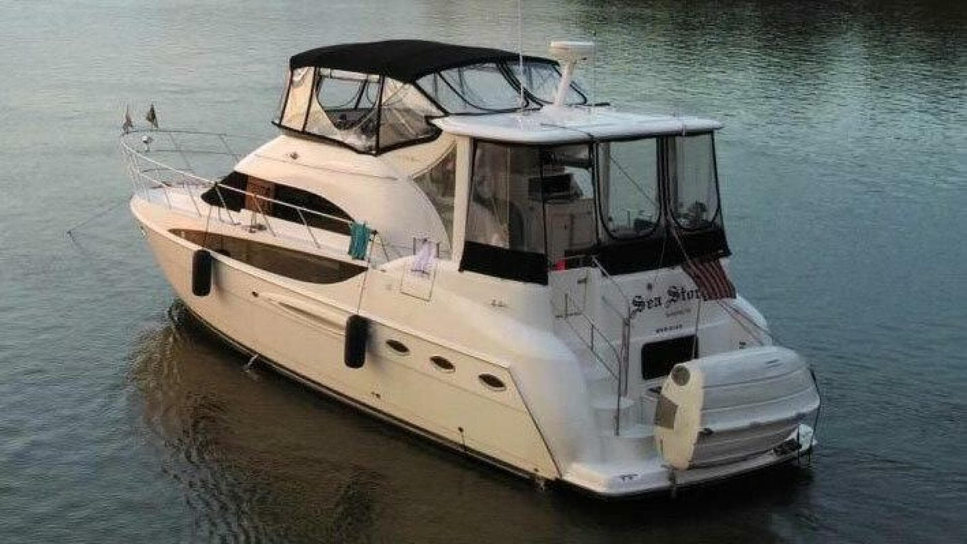 2004 Meridian 408 — photo 1