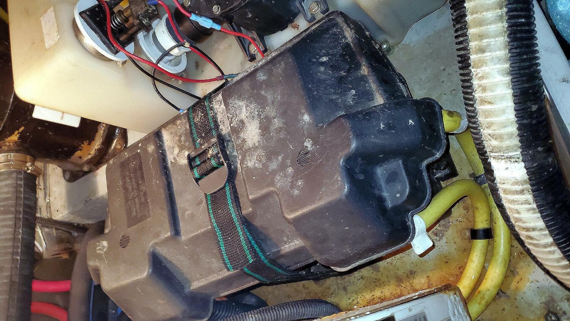 2004 Meridian 408 — photo 52