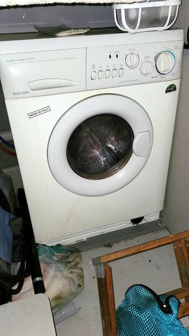 2004 Meridian 408 — photo 46