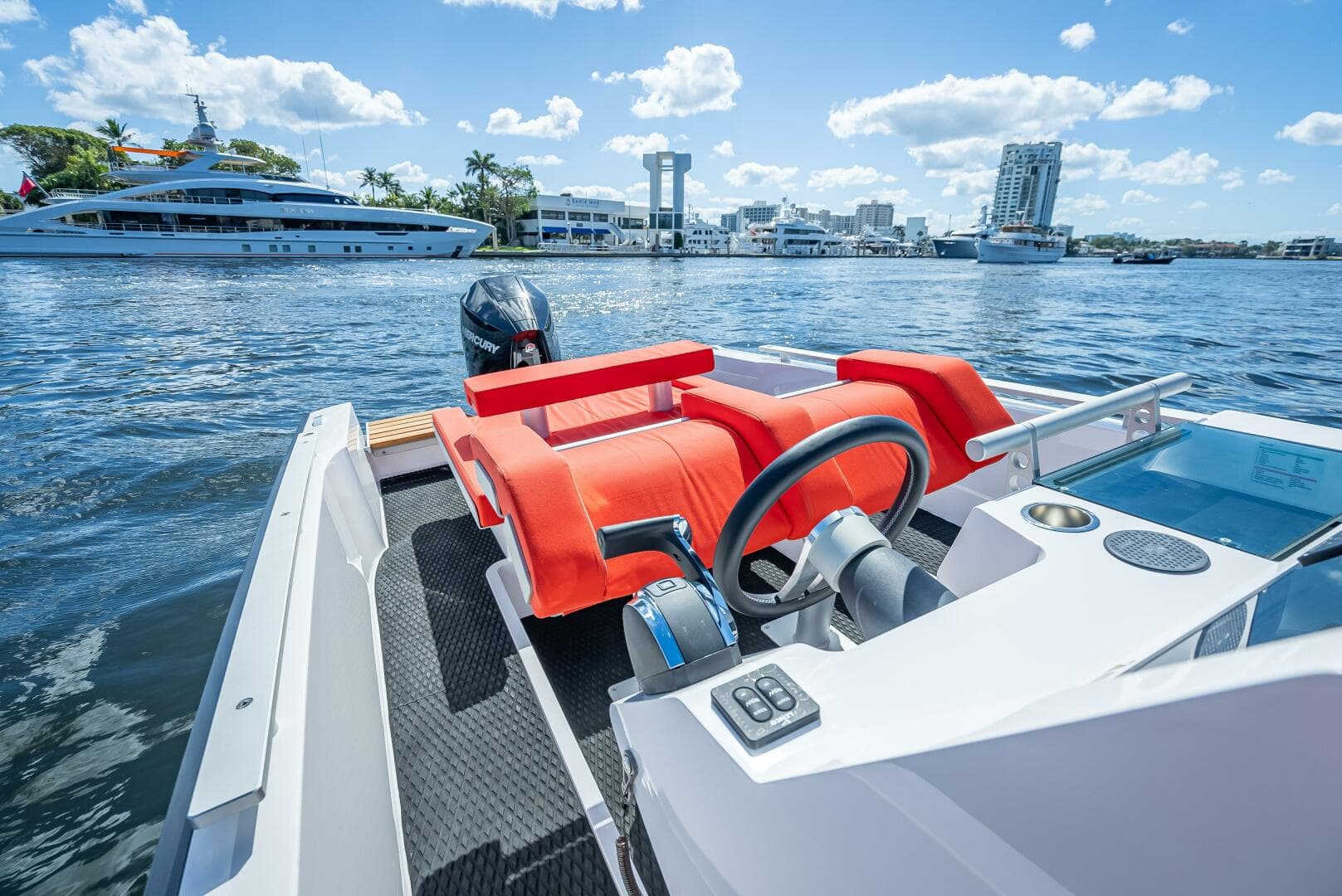 2021 Goldfish 23 Tender — photo 9