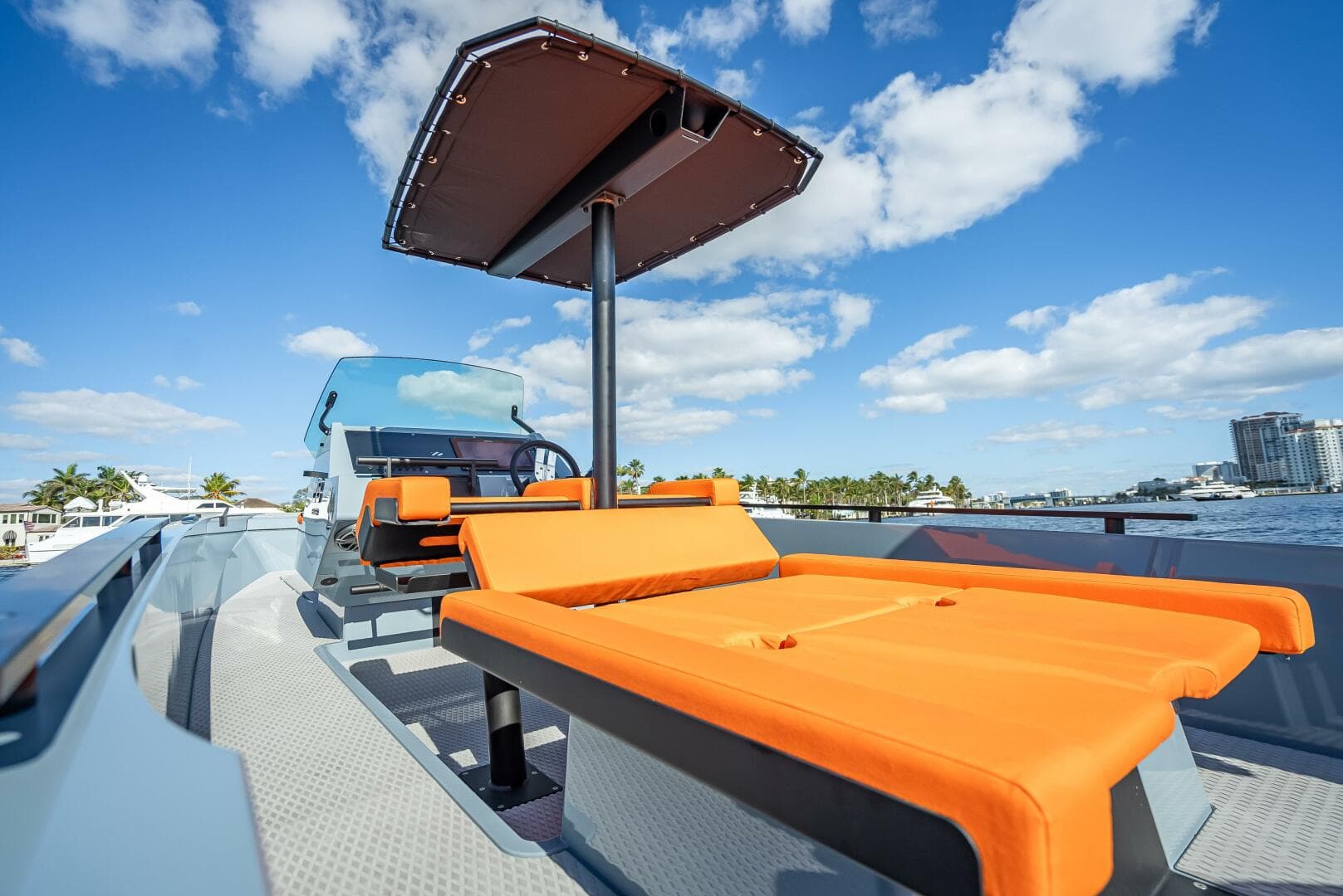 2024 Goldfish 28 Tender — photo 17