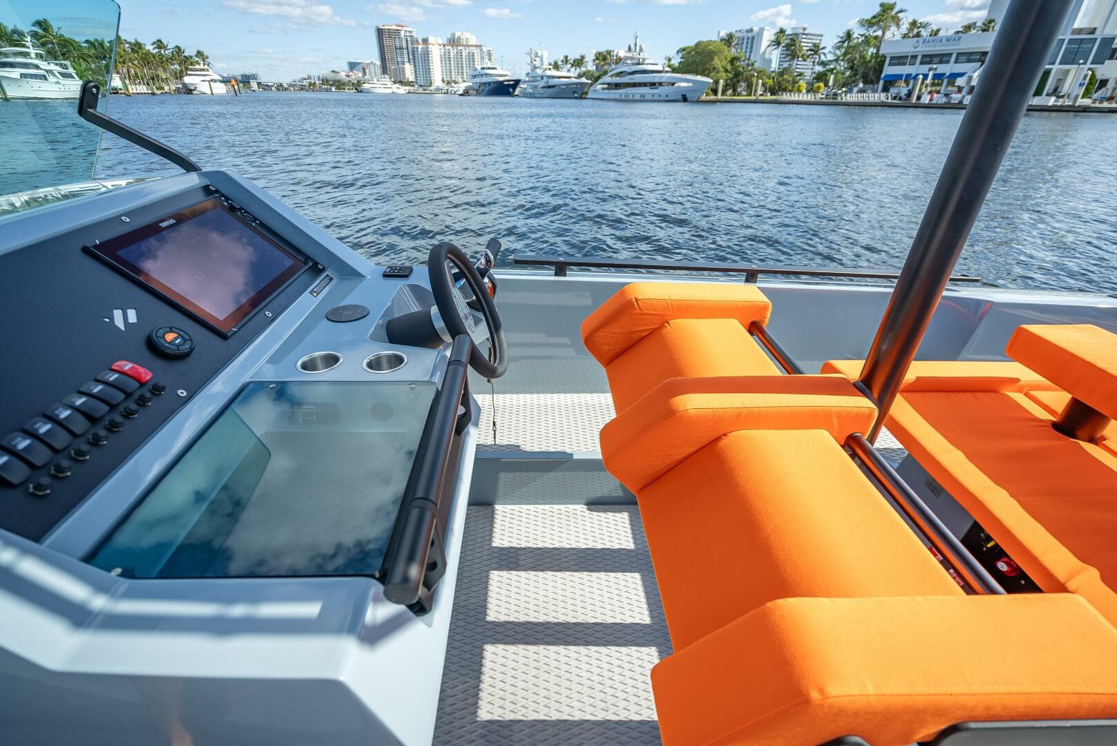 2024 Goldfish 28 Tender — photo 9