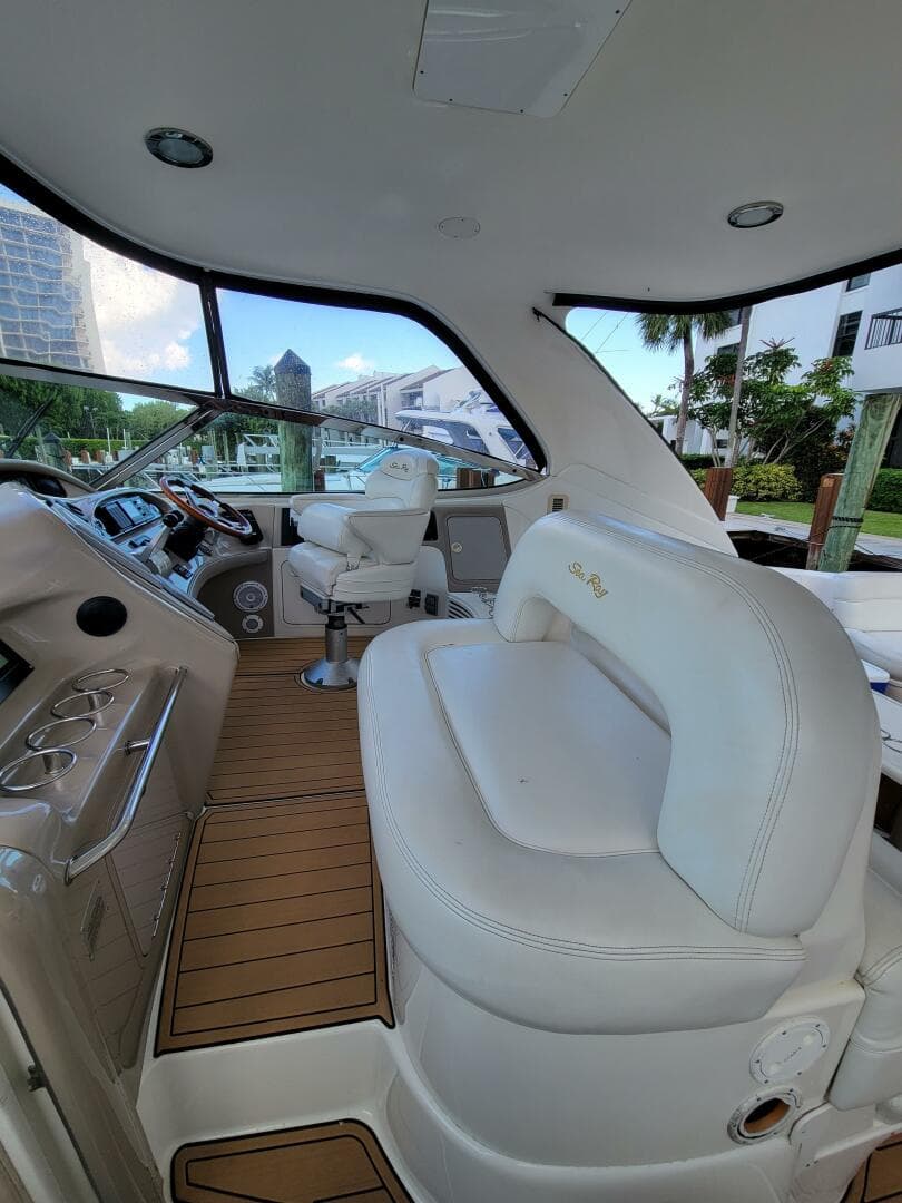 2000 Sea Ray 540 Sundancer — photo 30
