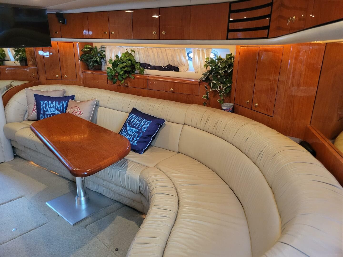 2000 Sea Ray 540 Sundancer — photo 68