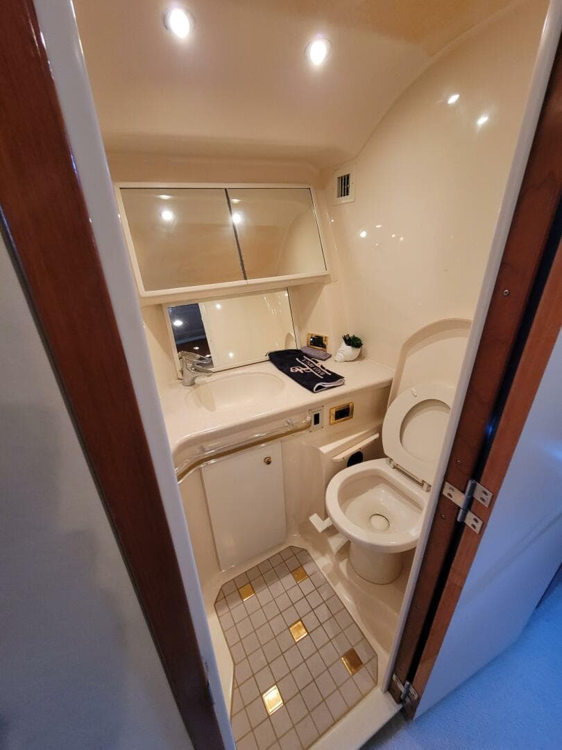 2000 Sea Ray 540 Sundancer — photo 60