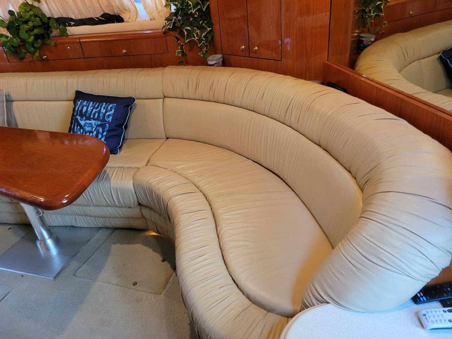 2000 Sea Ray 540 Sundancer — photo 69