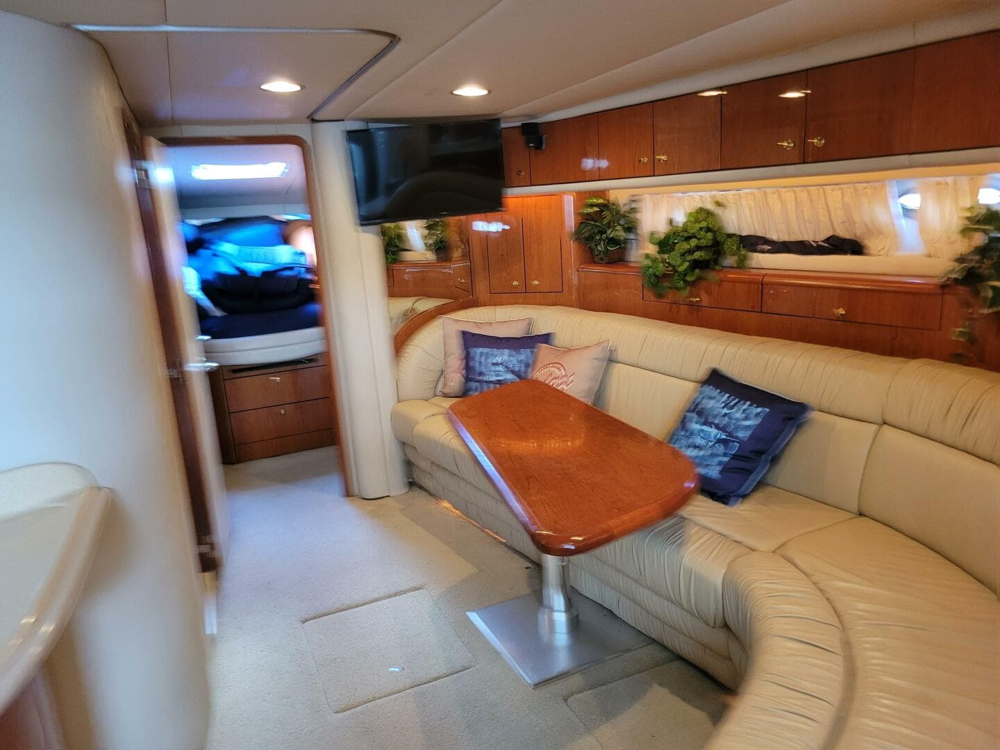 2000 Sea Ray 540 Sundancer — photo 67