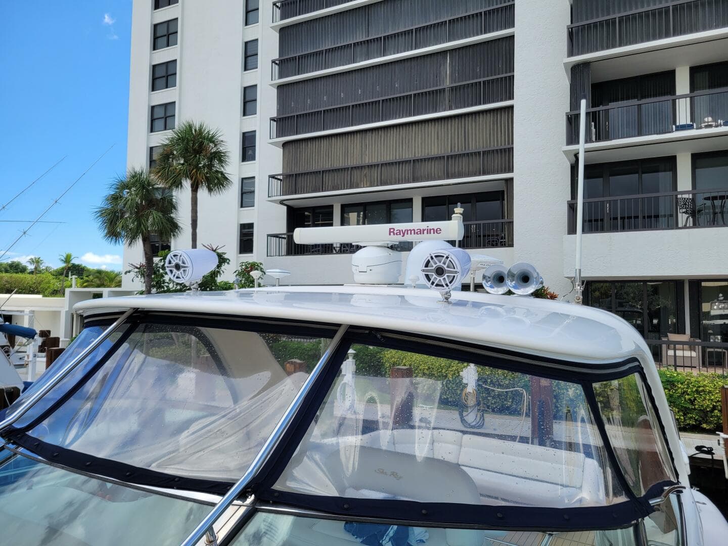 2000 Sea Ray 540 Sundancer — photo 98