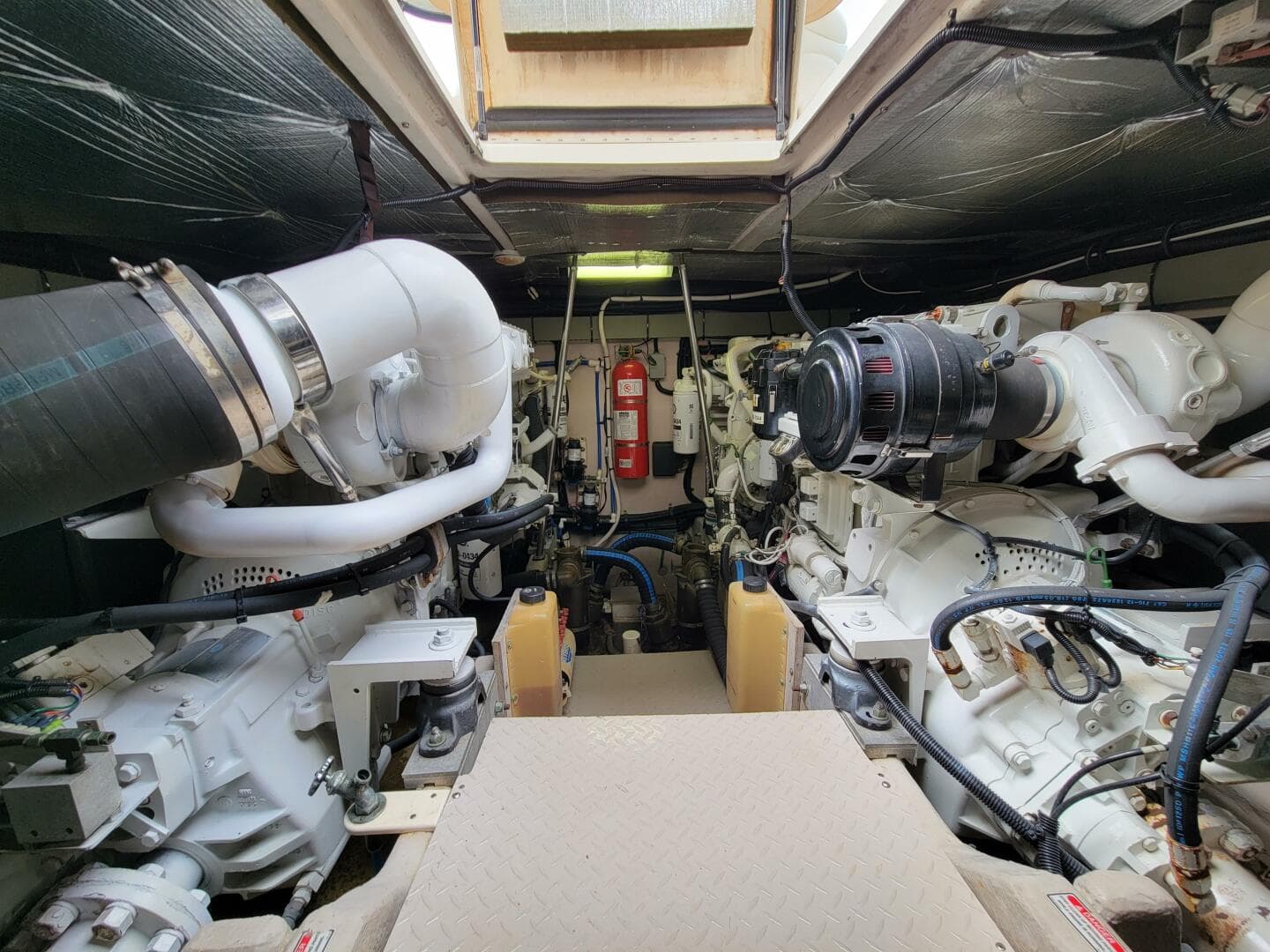 2000 Sea Ray 540 Sundancer — photo 118