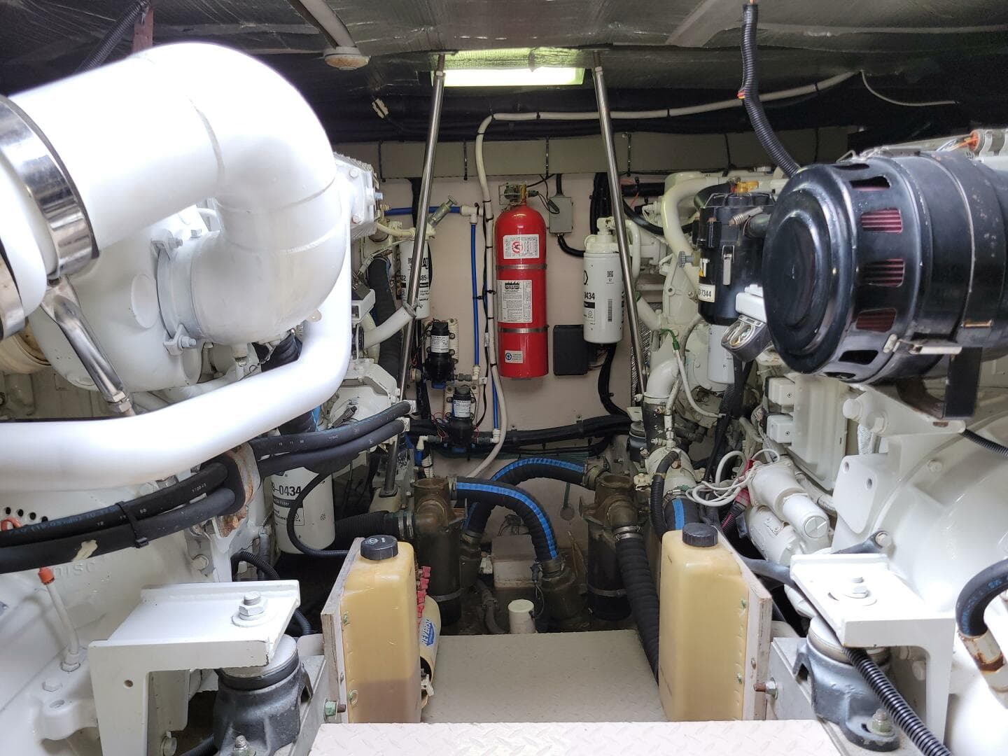 2000 Sea Ray 540 Sundancer — photo 116