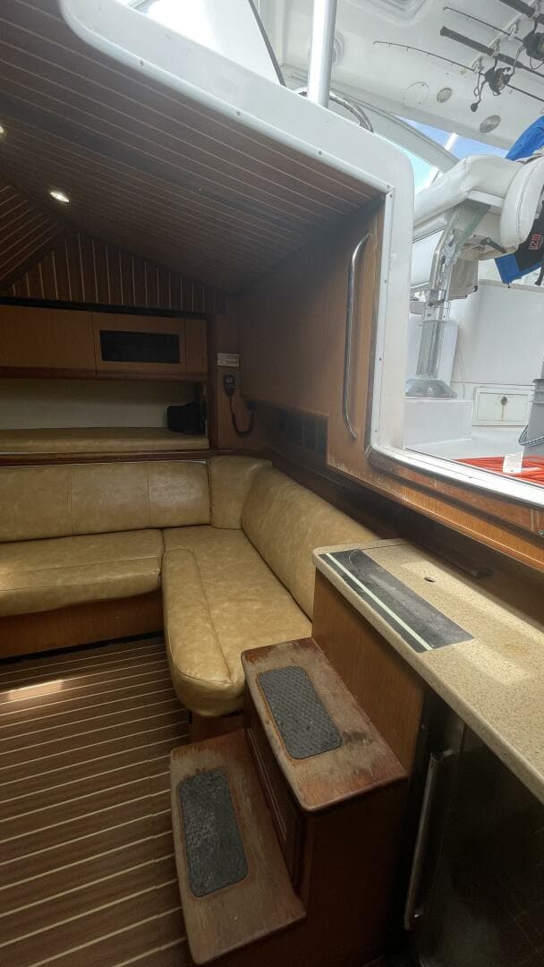 2006 Luhrs 41 Open — photo 4