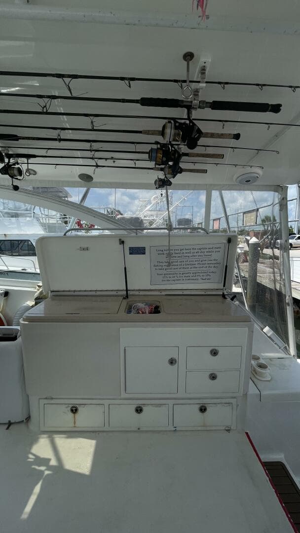 2006 Luhrs 41 Open — photo 8