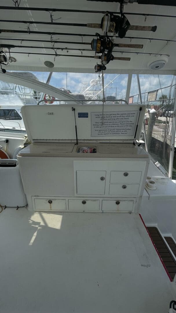 2006 Luhrs 41 Open — photo 6